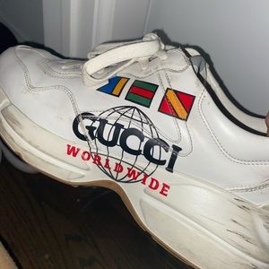 Gucci runners
